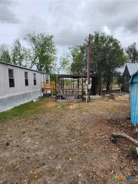 2649 FM 1044 in New Braunfels, TX - Building Photo
