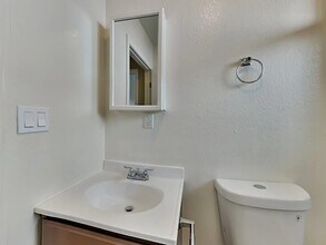 5305 3rd Ave in Los Angeles, CA - Building Photo - Building Photo