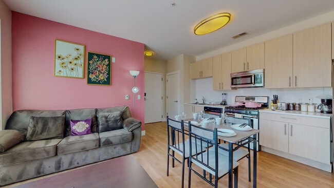 573 Bedford St, Unit SI ID1501464P in Stamford, CT - Foto de edificio - Building Photo