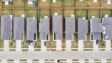 25746 Hickory Pecan Trl in Tomball, TX - Building Photo - Building Photo