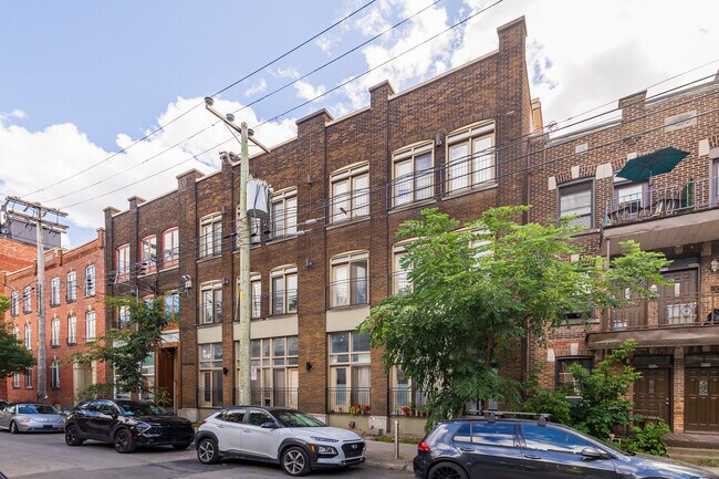4526 De La Roche Rue in Montréal, QC - Building Photo - Primary Photo