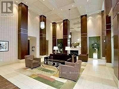 1 Rean Dr in Toronto, ON - Building Photo - Building Photo