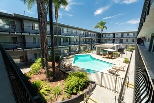18411 Vincennes Street in Northridge, CA - Building Photo