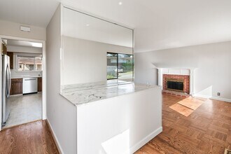 1149 Glenwood Dr in Millbrae, CA - Building Photo - Building Photo