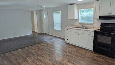 7917 Wolf Ln in Snow Camp, NC - Building Photo - Building Photo