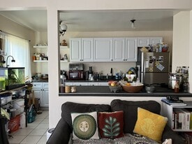 212 Soto N St, Unit B