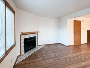 433 Dailey Ave in Anchorage, AK - Building Photo - Building Photo