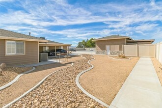 8722 Deep Creek Rd, Unit 10207 in Apple Valley, CA - Building Photo - Building Photo