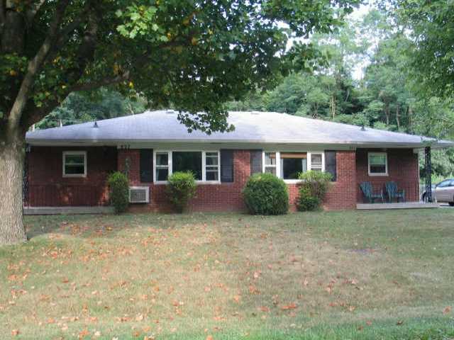 property at 827 Riverside Dr