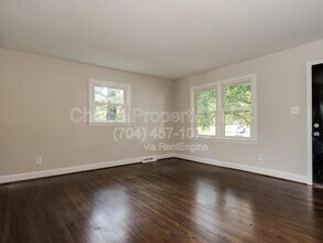 6827 Woodstream Dr in Charlotte, NC - Building Photo - Building Photo