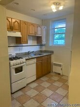 126 Warren St in Boston, MA - Building Photo - Building Photo