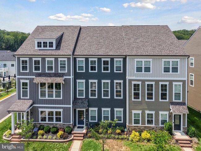 property at 1758 Autumn Maple Leaf Dr