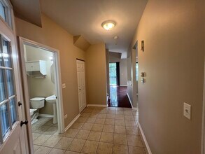 2820 White Thorn Cir in Naperville, IL - Building Photo - Building Photo
