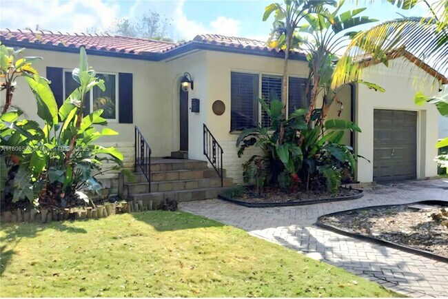 property at 5718 SW 48th St