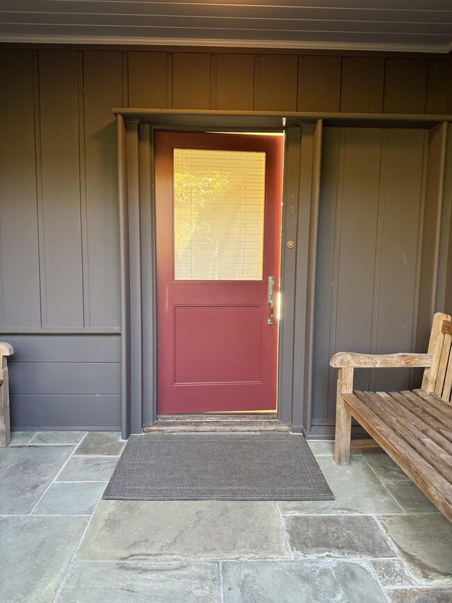 31 Shady Ln in Ross, CA - Building Photo - Building Photo