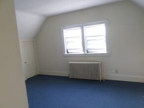 128 Colchester Ave, Unit #3 in Burlington, VT - Building Photo - Building Photo