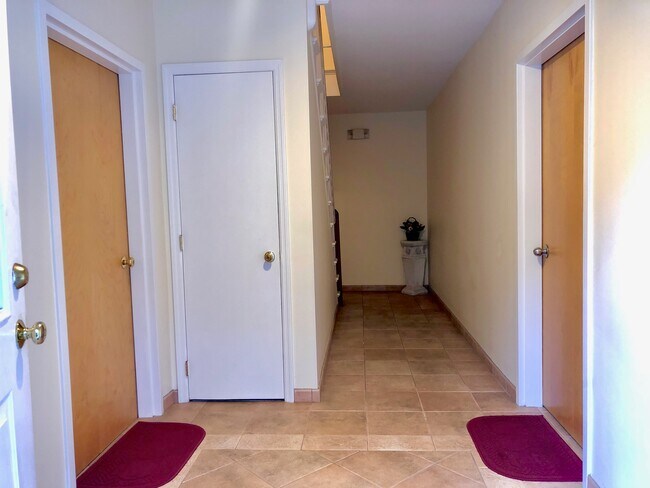 55 Cedar St in Valhalla, NY - Foto de edificio - Building Photo