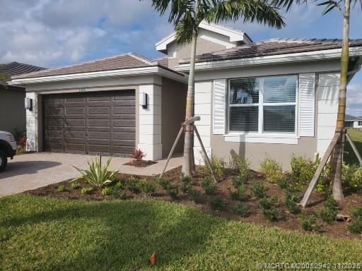 11826 SW Oceanus Blvd in Port St. Lucie, FL - Building Photo
