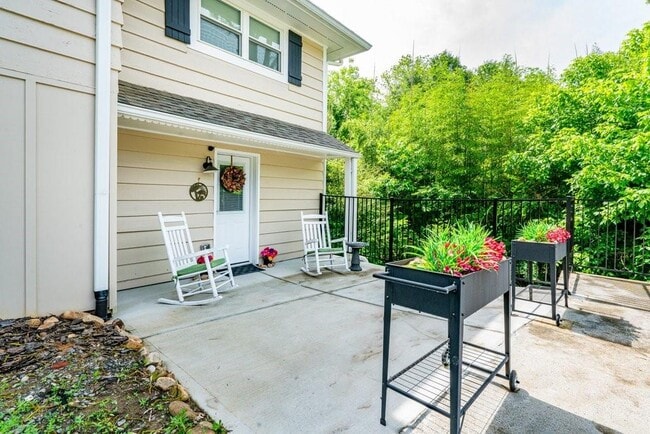 4570 Academy St in Acworth, GA - Building Photo - Building Photo
