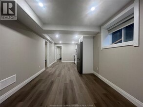 917 McKay Ave in Windsor, ON - Building Photo - Building Photo