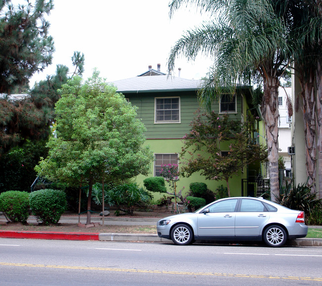 1507 Silver Lake Blvd in Silver Lake, CA - Foto de edificio - Building Photo