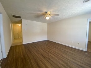 134 Hunter's Run Rd in Athens, GA - Building Photo - Building Photo