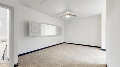 716 Burnett Farm Ln in Louisville, KY - Building Photo - Building Photo