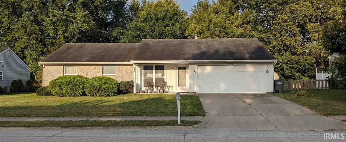 2212 Wake Robin Dr in West Lafayette, IN - Building Photo