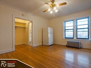 1948 W Wilson Ave, Unit #3T in Chicago, IL - Building Photo - Building Photo