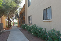 Desert Palms Apartments photo'