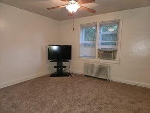 6004 Edna Ave in Baltimore, MD - Building Photo - Building Photo