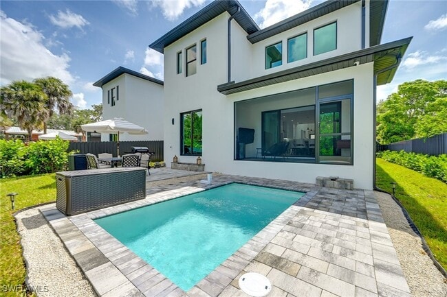 3400 Canal St in Naples, FL - Building Photo - Building Photo