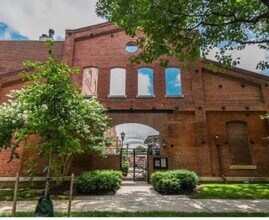 1422 East Capitol St NE in Washington, DC - Foto de edificio - Building Photo