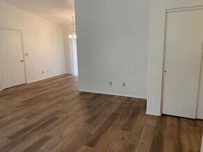 7778 Pioneer Dr in Kingman, AZ - Building Photo - Building Photo