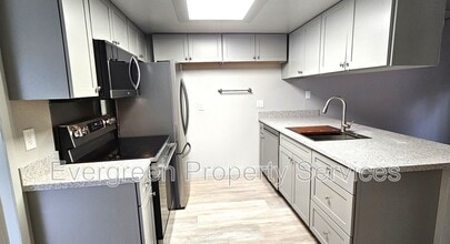 5787 Haskell Ave in Carmichael, CA - Building Photo - Building Photo