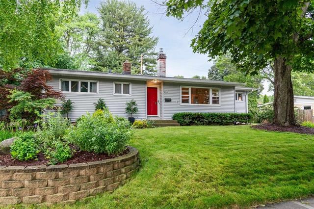 434 Mineau Pkwy