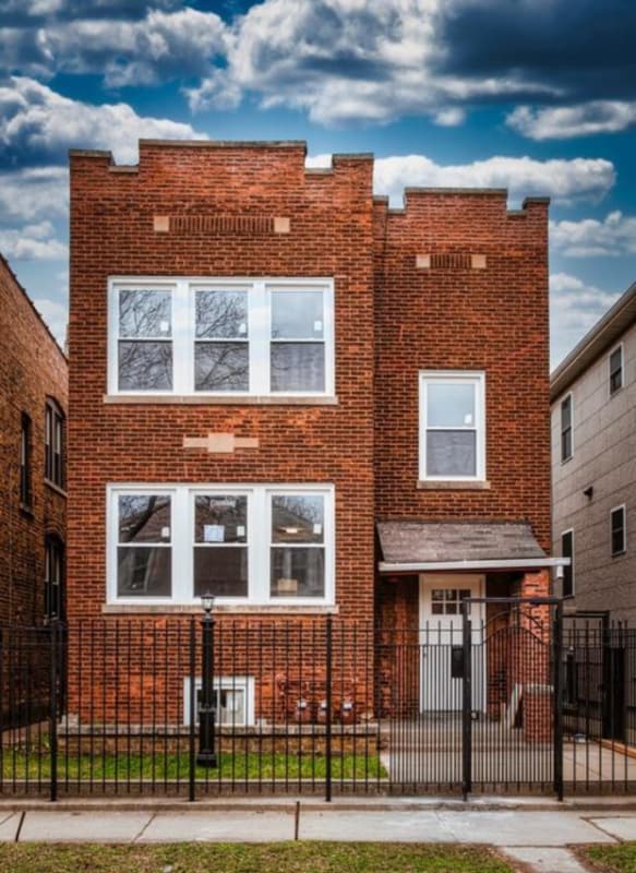 property at 7240 S Cornell Ave