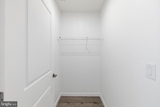 915 N Broad St in Philadelphia, PA - Foto de edificio - Building Photo