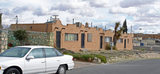 3247 Savannah in El Paso, TX - Foto de edificio - Building Photo