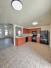 5707 Bertha Dr in Killeen, TX - Foto de edificio - Building Photo