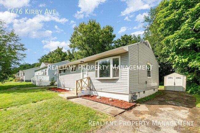 4676 Kirby Ave in Cincinnati, OH - Building Photo - Building Photo
