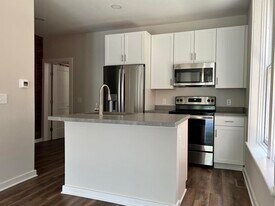 1831 N 2nd St, Unit Apt 2