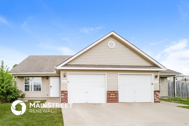 property at 201 Palmer Ct