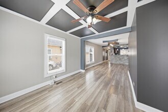 810 Superior St in Aurora, IL - Building Photo - Building Photo