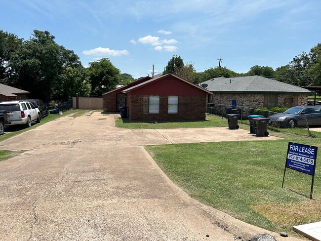 property at 1304 Meriwether Ave