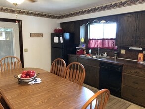 1410 N Custer Ave in Grand Island, NE - Building Photo - Building Photo