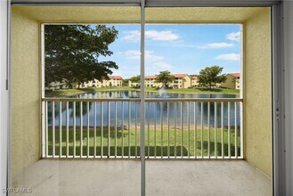 8264 Key Royal Cir in Naples, FL - Building Photo - Building Photo