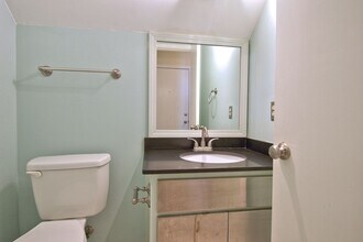 6489 Hart Ln in Austin, TX - Building Photo - Building Photo