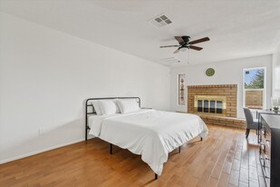 9632 N 58th Ln in Glendale, AZ - Building Photo