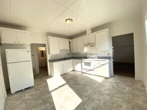 110 Central Ave-Unit -110 Central in Salinas, CA - Building Photo - Building Photo